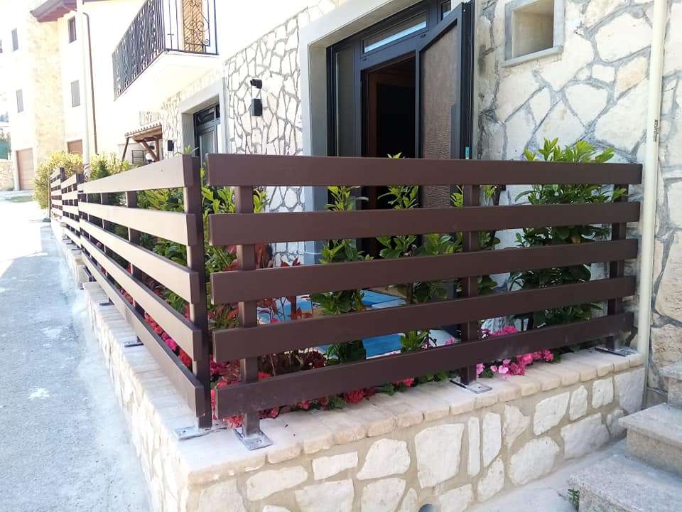 RC-124RE – Recinzioni – Ristorante Il Gatto Bianco a Pescocostanzo (AQ).