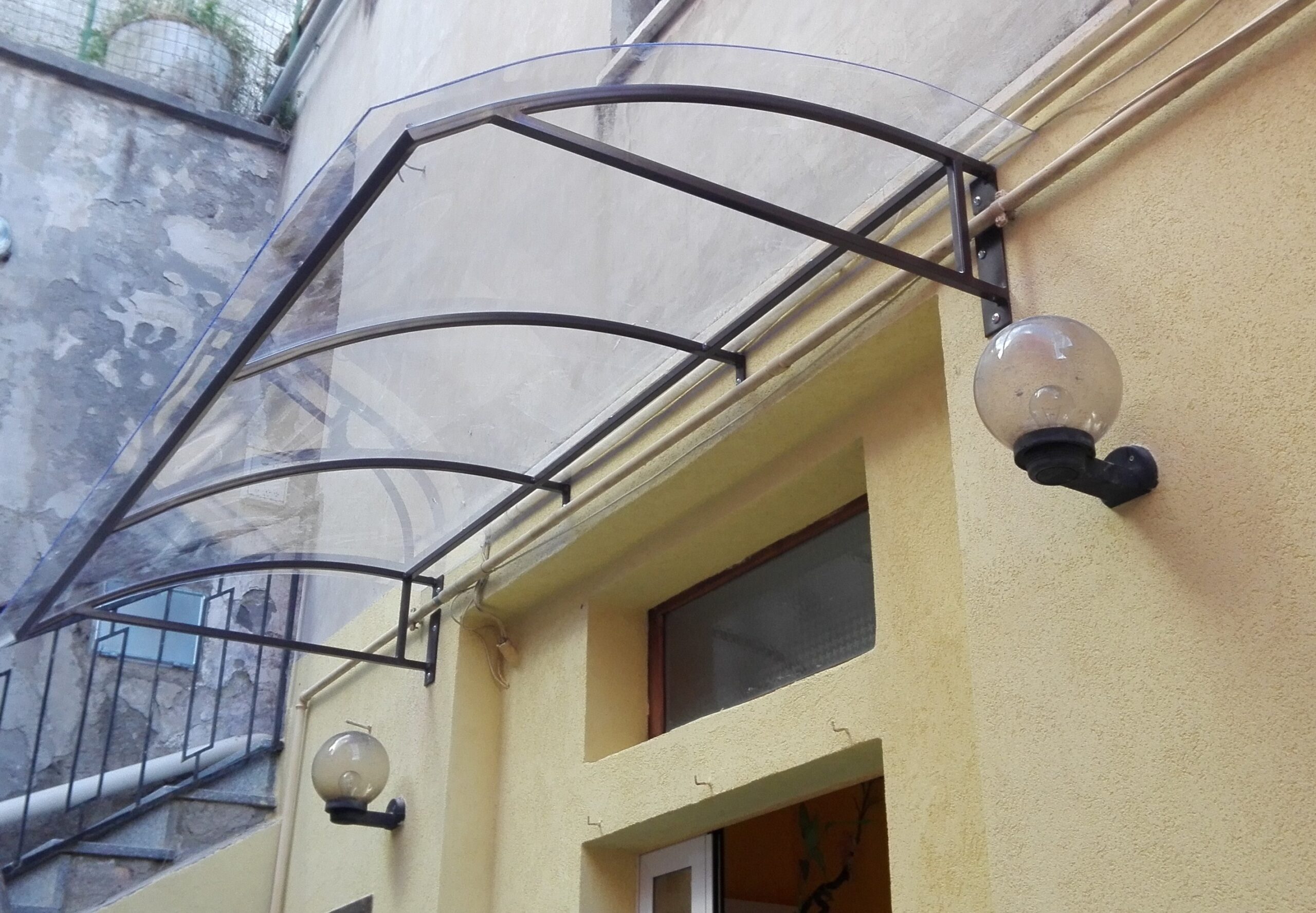 RC-20P – Pensilina – abitazione privata.