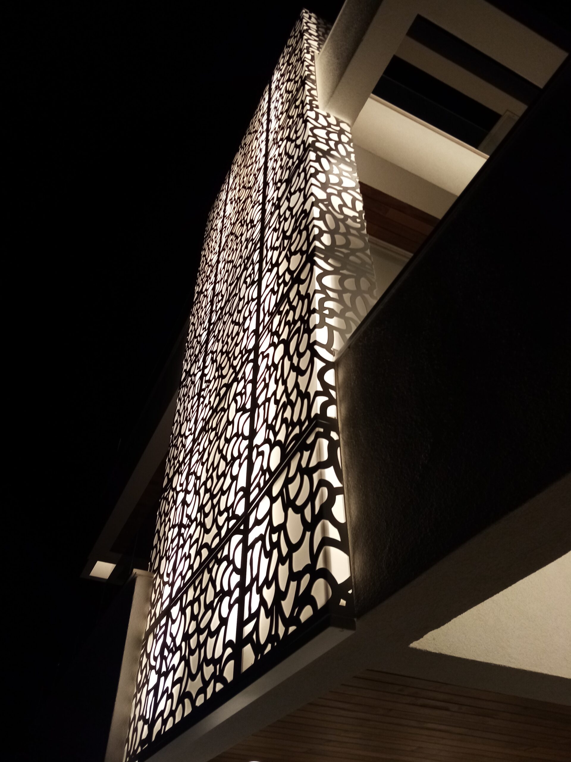 RC-51P – Pannello taglio laser luminoso.