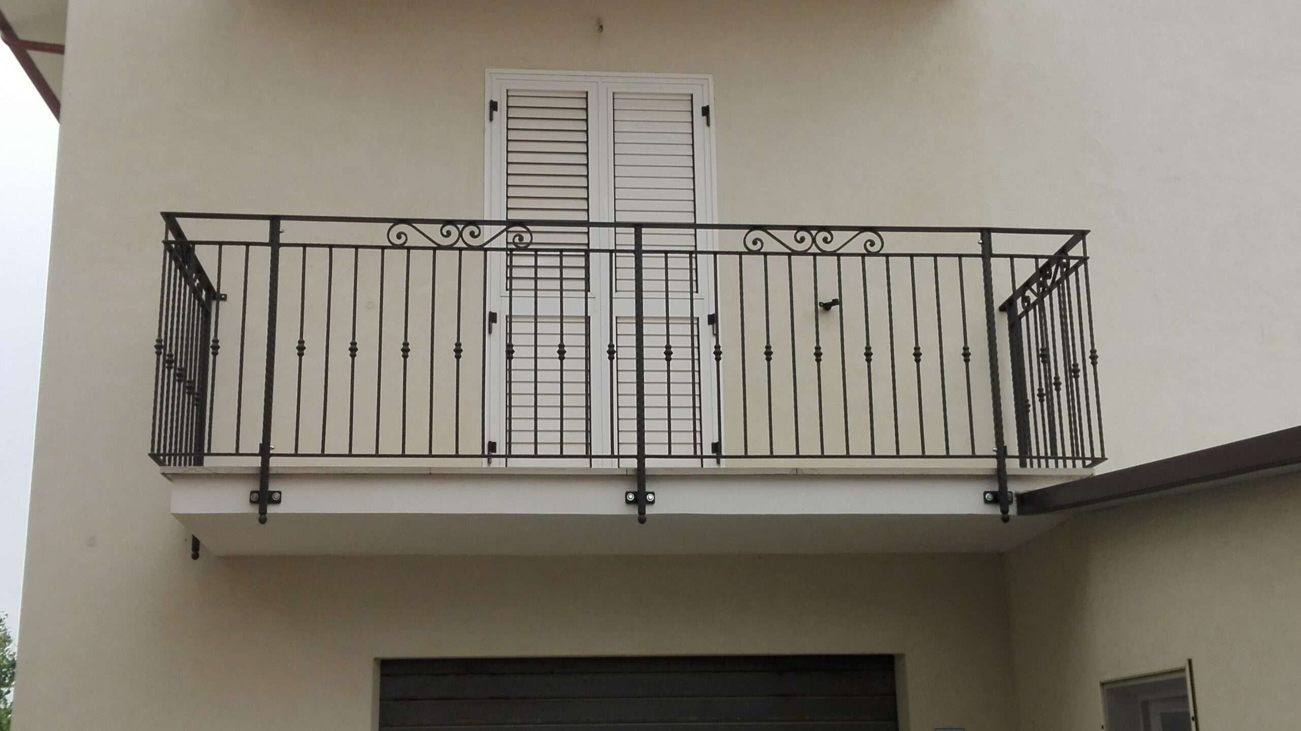RC-98RE – Ringhiere per balconi – abitazione privata.